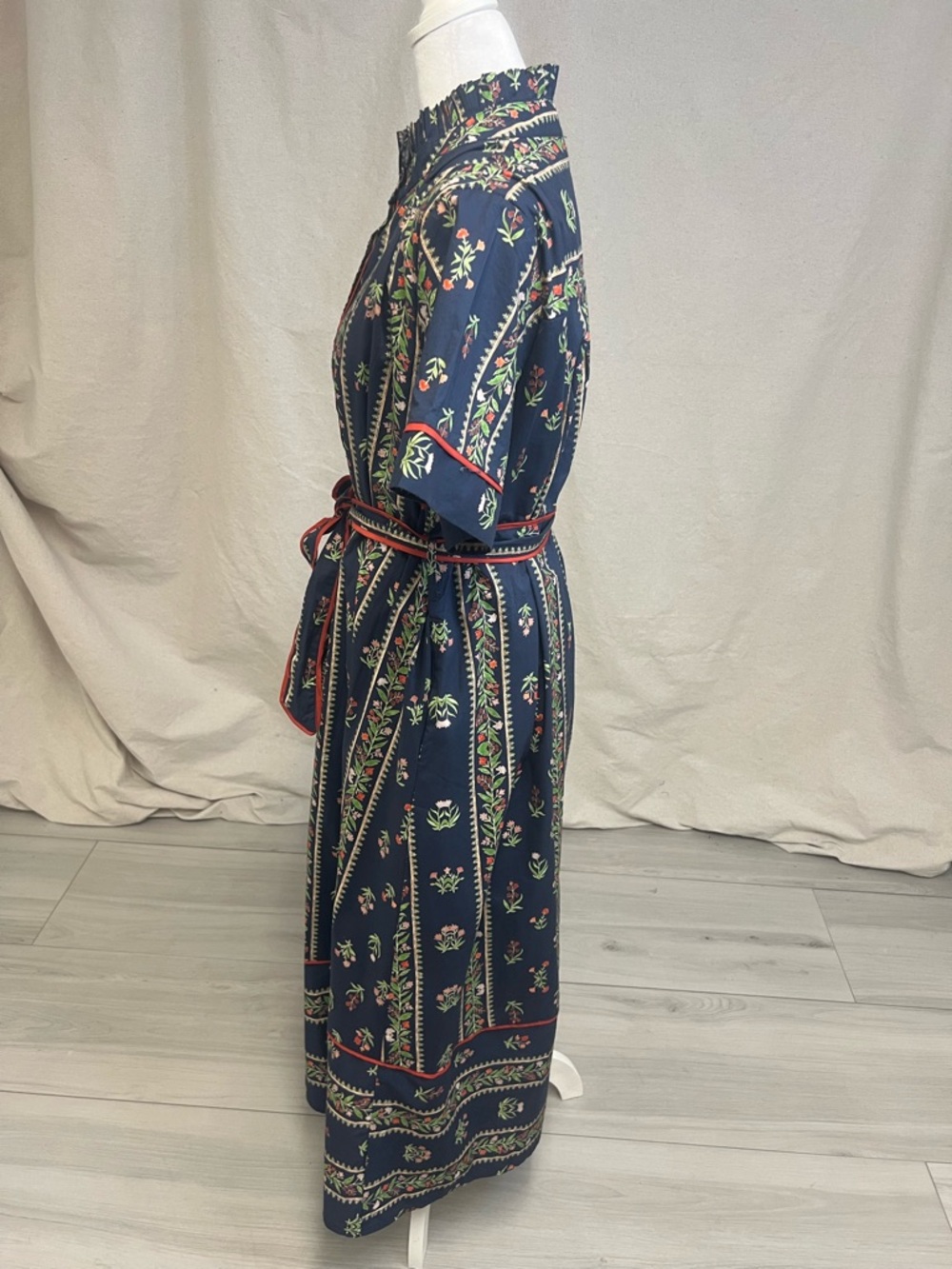 entro Blue Floral Print Midi Dress with Belt - Picture 6 of 12